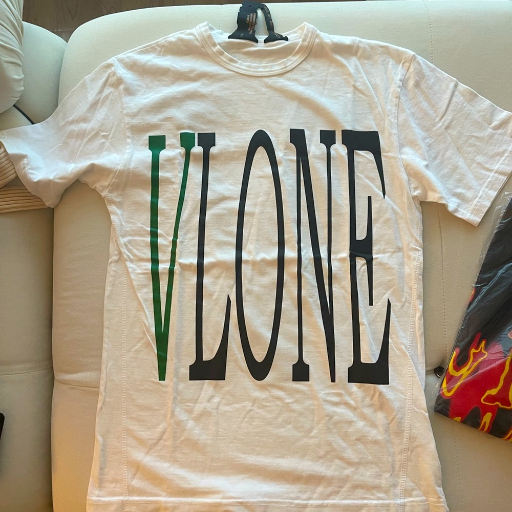 Vlone men’s shirt white and green